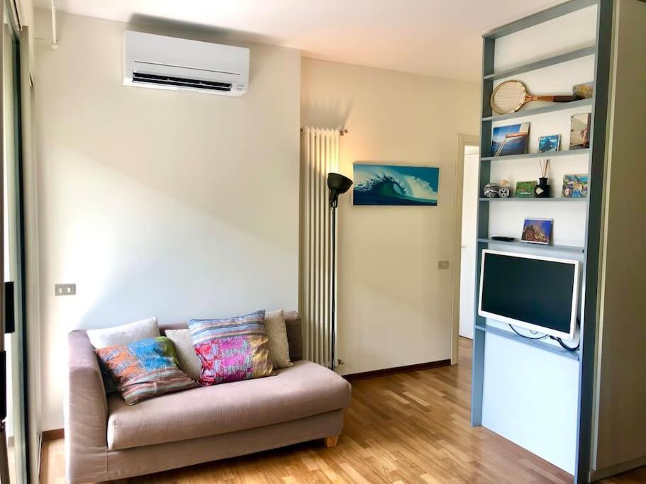 Mascalzone Latino, City Center Apartment Como Exterior foto