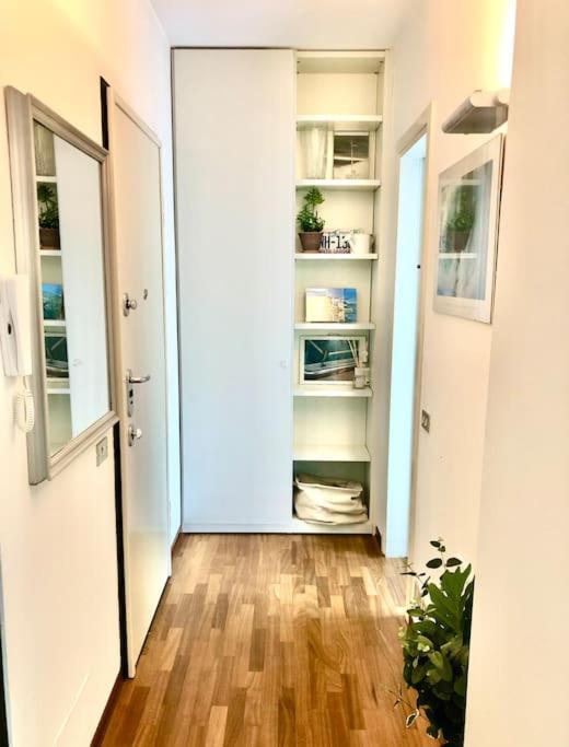 Mascalzone Latino, City Center Apartment Como Exterior foto