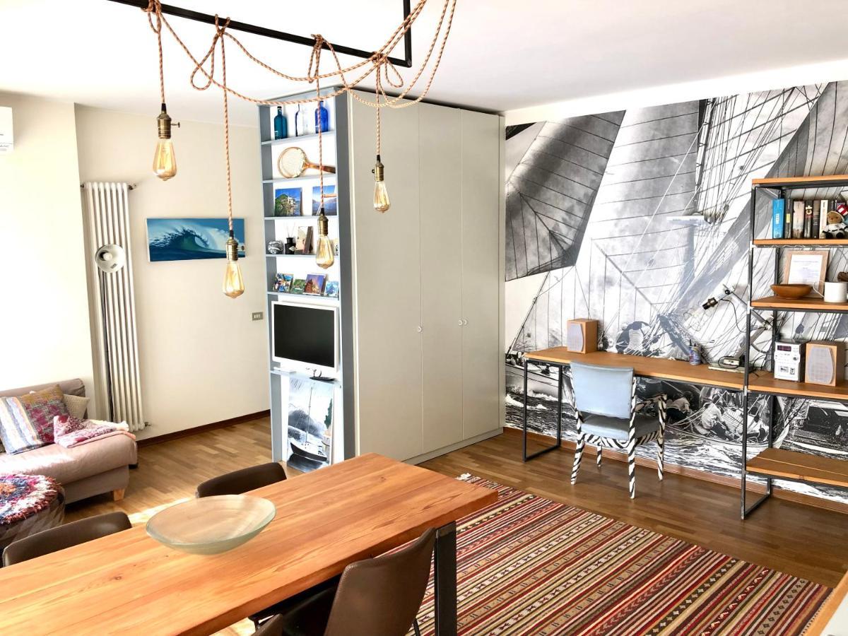 Mascalzone Latino, City Center Apartment Como Exterior foto